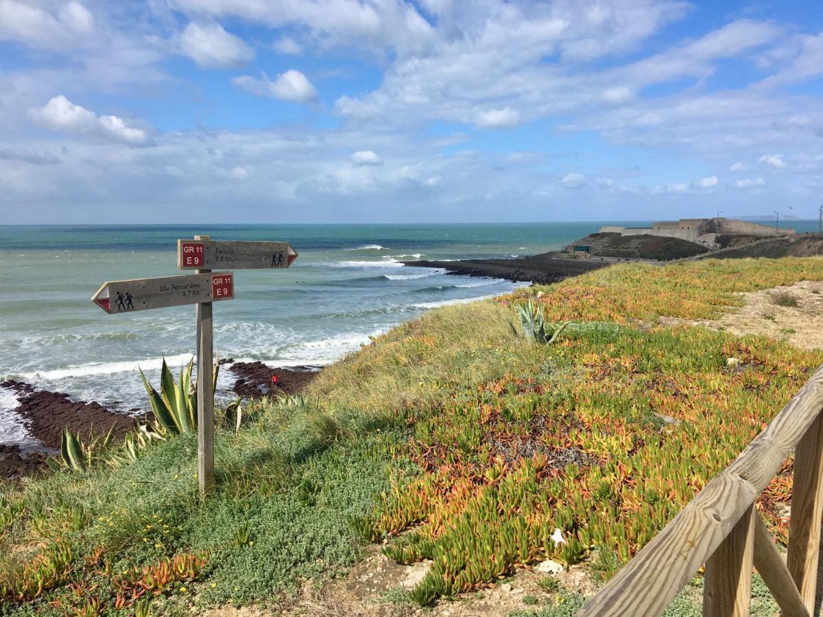 Enjoy View Apartment - Ocean, Surf, Beach, Eat & Work Atouguia Da Baleia Extérieur photo