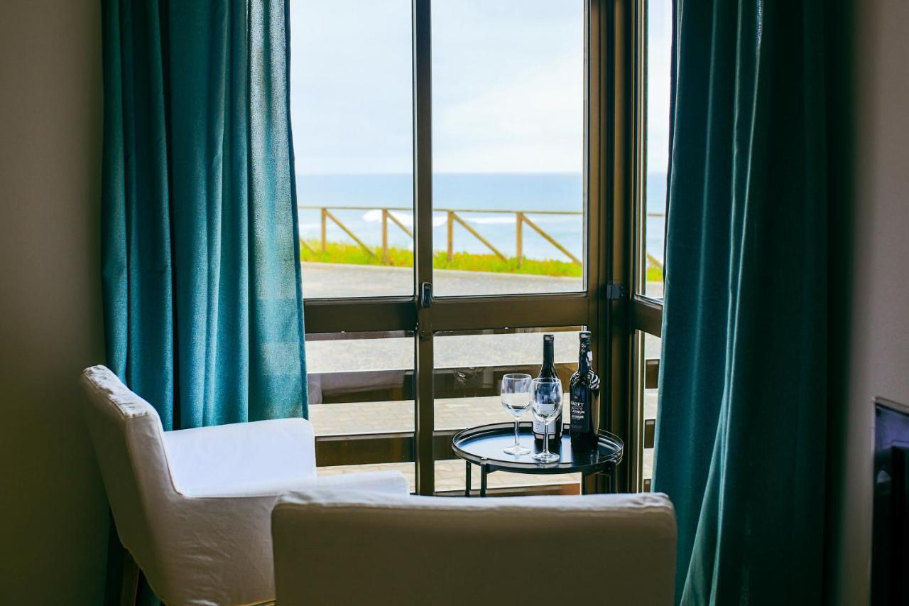 Enjoy View Apartment - Ocean, Surf, Beach, Eat & Work Atouguia Da Baleia Extérieur photo