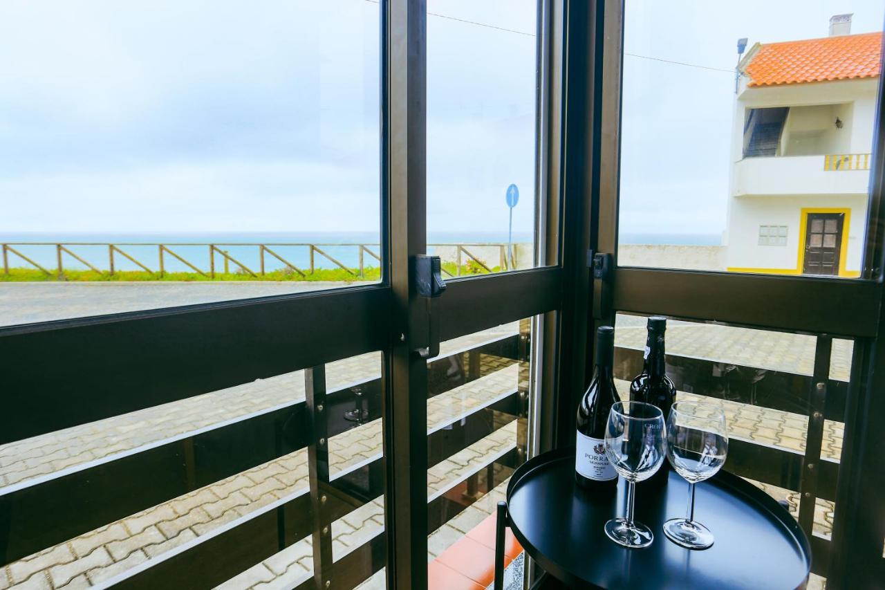 Enjoy View Apartment - Ocean, Surf, Beach, Eat & Work Atouguia Da Baleia Extérieur photo